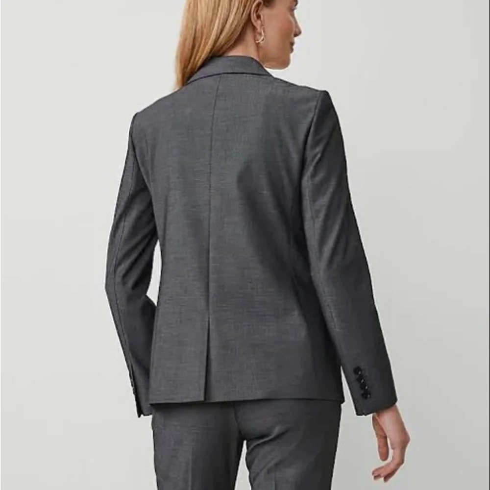 Ann Taylor Charcoal Blazer - Picture 2 of 8